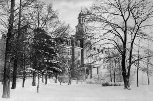 Maryville College Administration Building in winter